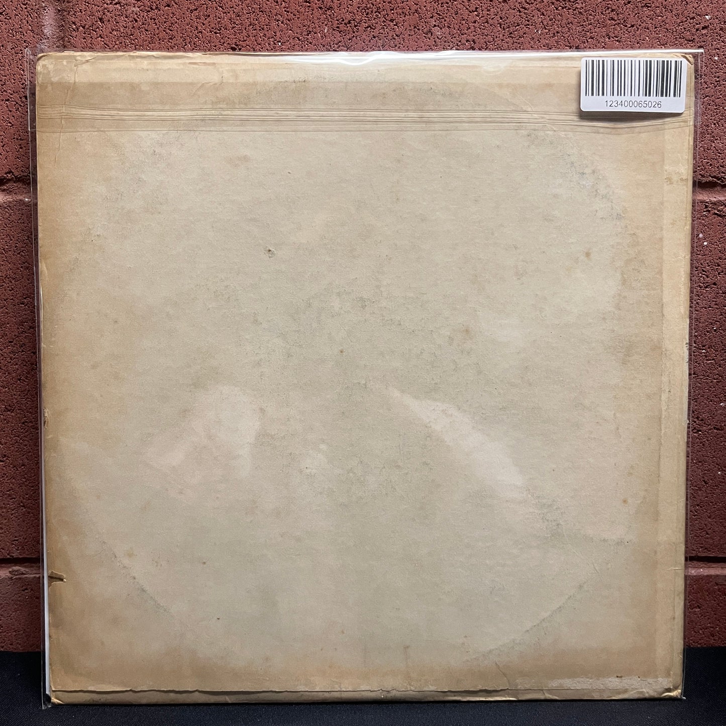 Used Vinyl: Led Zeppelin "Detroit Just About Back" 2xLP (1975 Press - Unofficial)