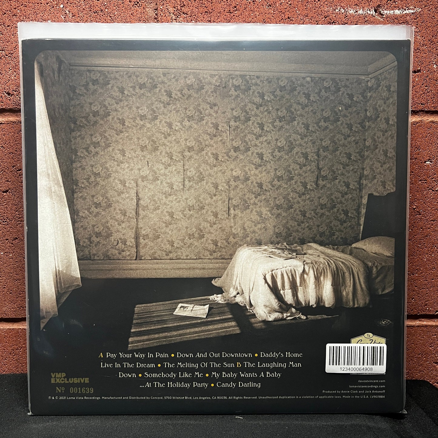 Used Vinyl: St. Vincent "Daddy's Home" 2xLP (2021 Press - Grey/White Marble Vinyl)
